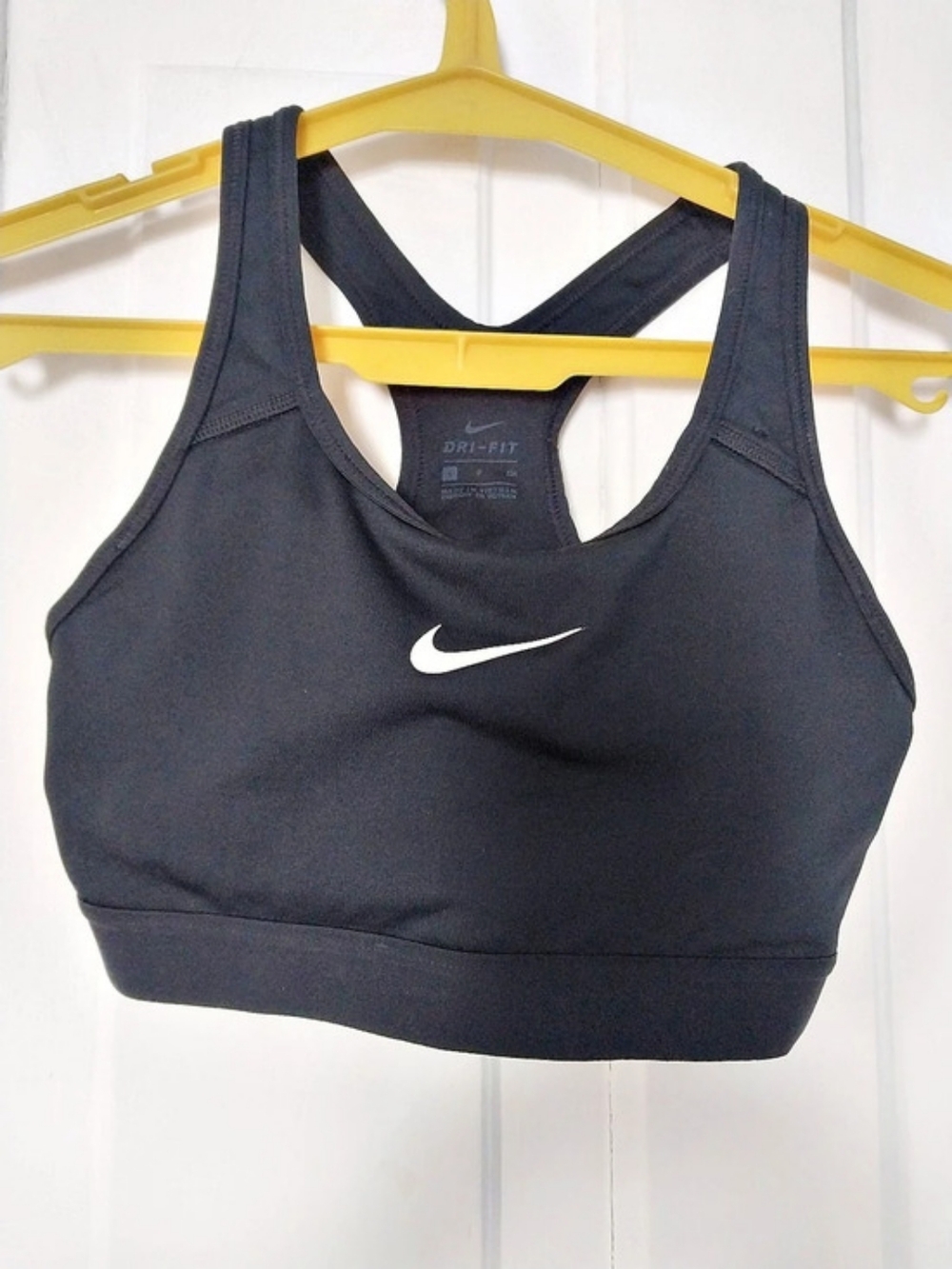 Nike Dri-FIT Swoosh Medium Support Sports Bra Black